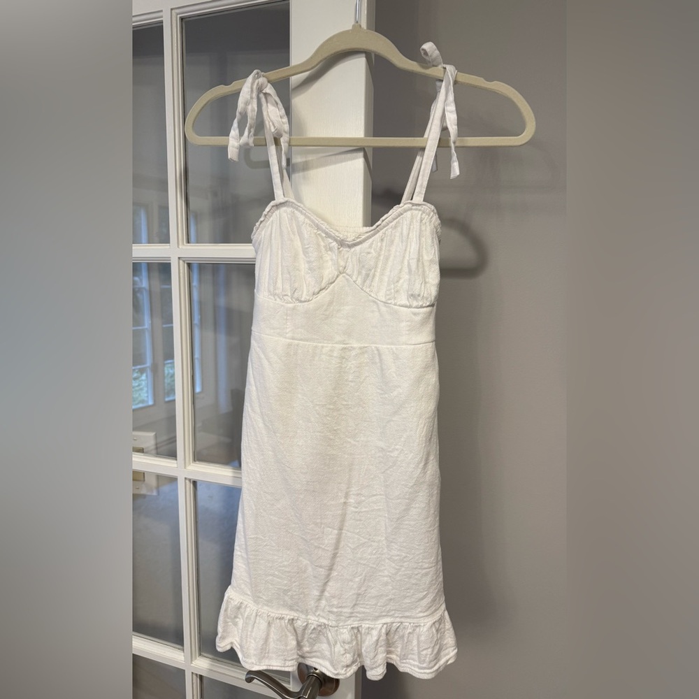 Hollister white sundress size XXS